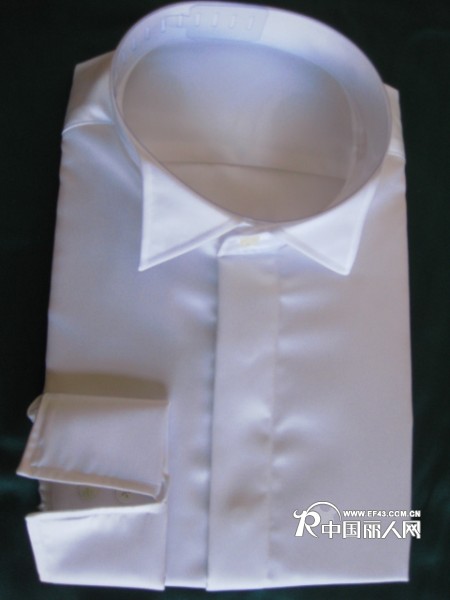 领结领配礼服袖头的白色衬衫 纯棉120支