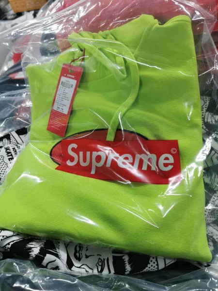 国际潮牌【Supreme】最新款卫衣卫裤，予言 菲菲拉品 菲