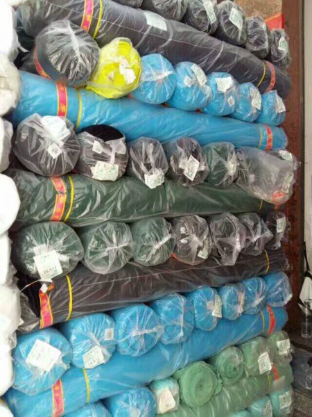 深圳长期大量回收库存服装 收购库存布料